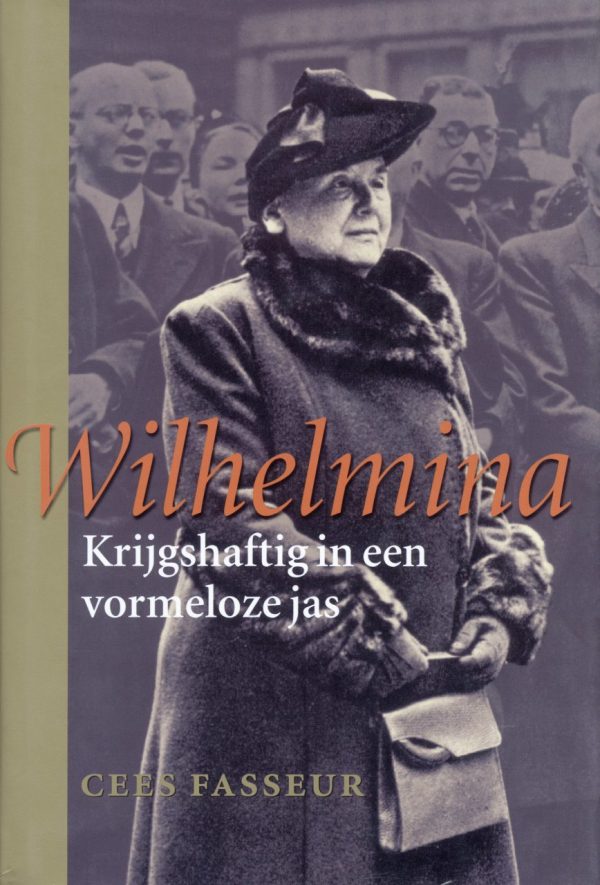 Wilhelmina, Krijgshaftig in een vormeloze jas