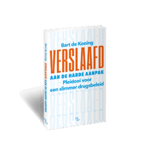 3D omslag van het boek Verslaafd aan de harde aanpak door Bart de Koning